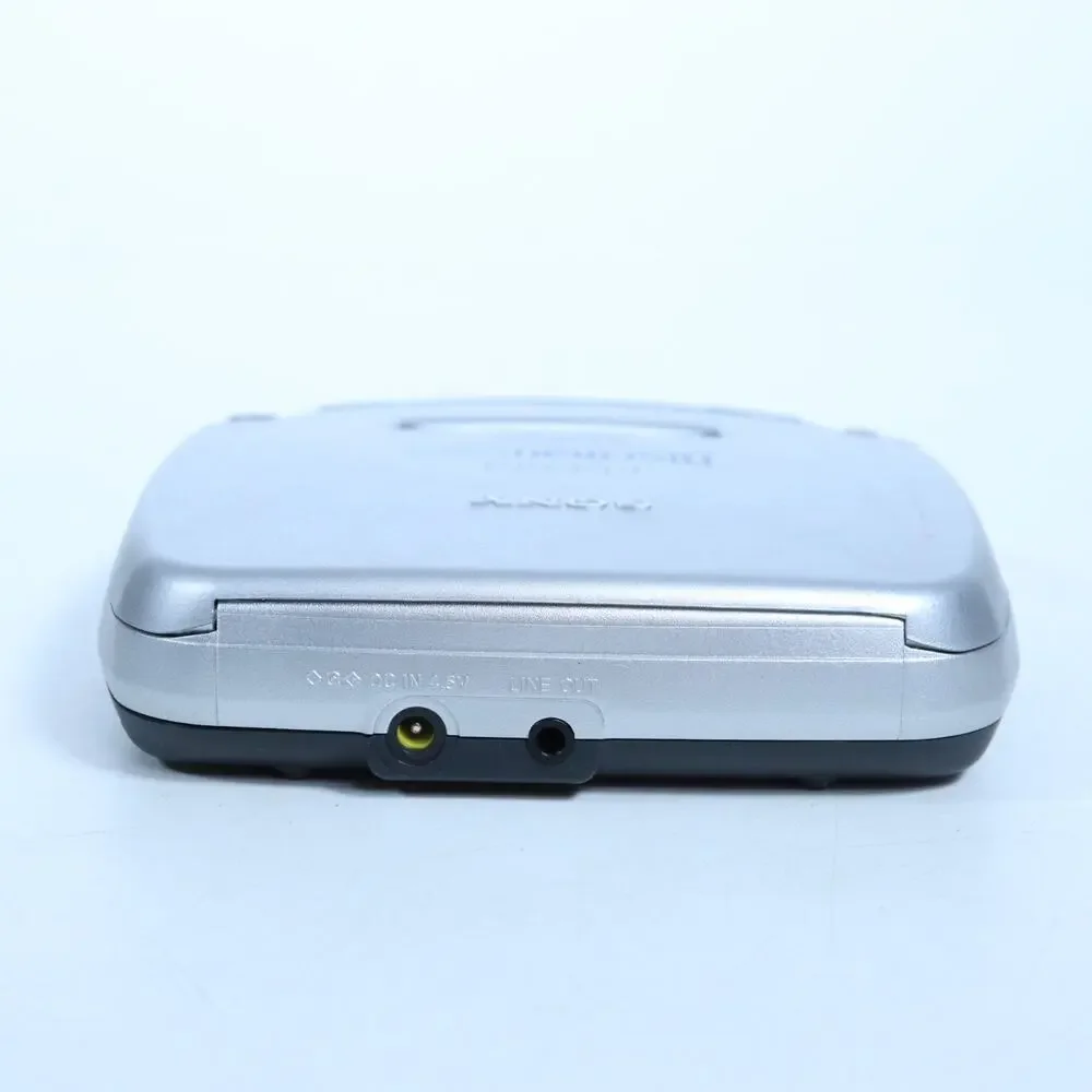 Sony f411 fm